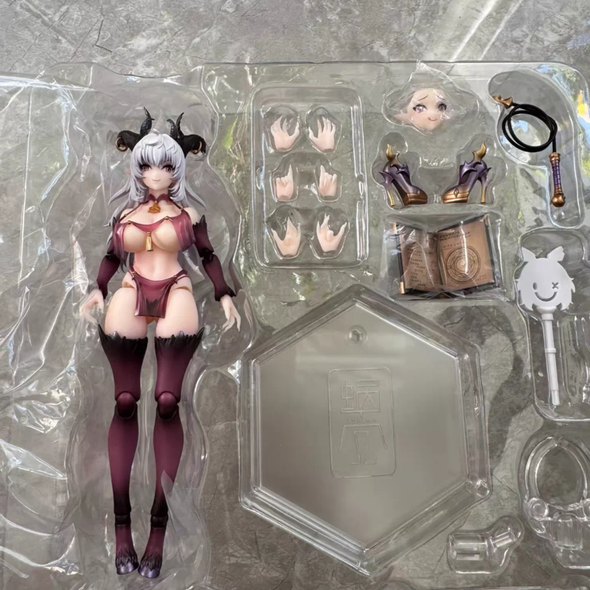 

New In Stock Little Rabbit Snail Shell Rpg-01 Charm Lostia Lustia 1/12 Handmade Model Toys For Gifts