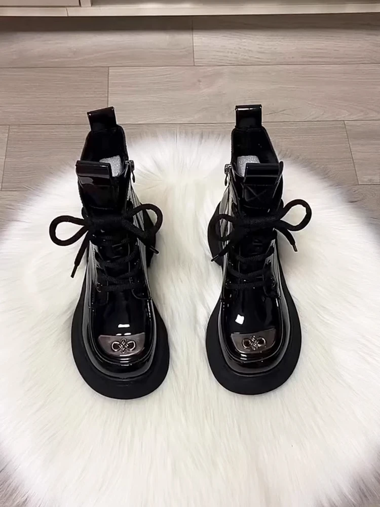 

Женские ботинки Thi Bot, новинка 2024, мотоциклетные ботинки из искусственной кожи, корейские универсальные ботинки на плоском каблуке с круглым носком