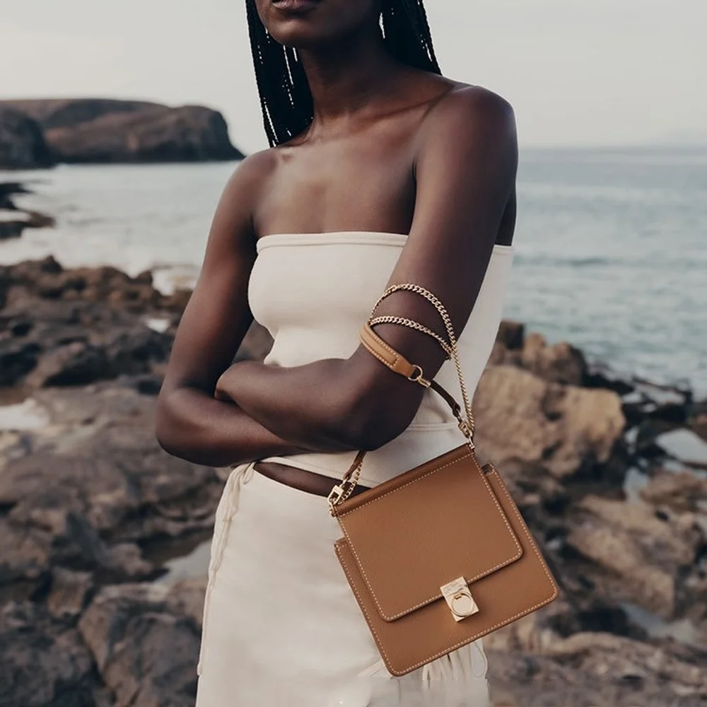 

Модная многофункциональная кожаная женская сумка в стиле ретро, роскошная квадратная сумка известного дизайна, женская одинарная широкая сумка через плечо