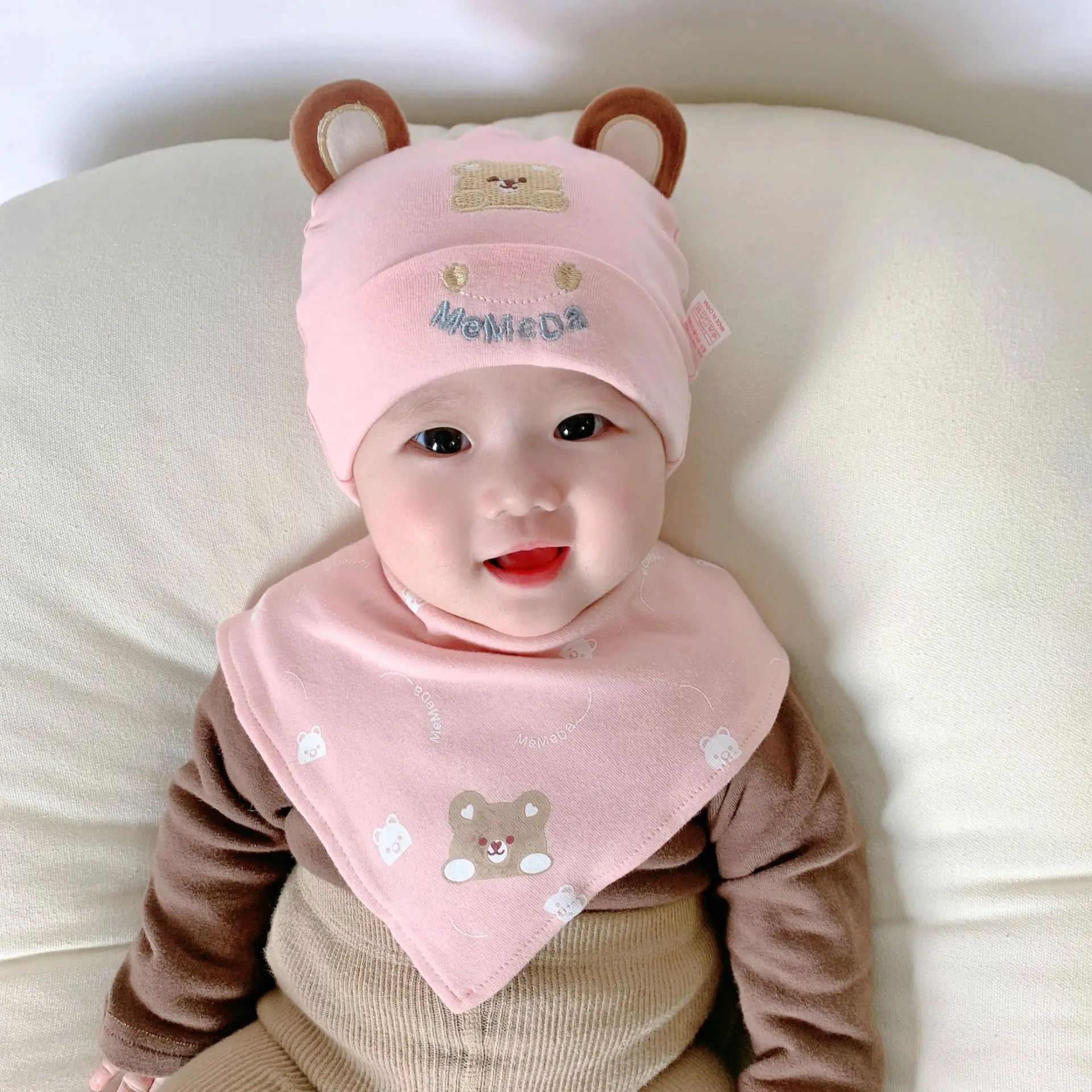 Newborn Baby Hats Triangle Bib Sets Spring Autumn Pure Cotton Cute Cartoon Bear Caps Toddler Boys Girls 3-12M