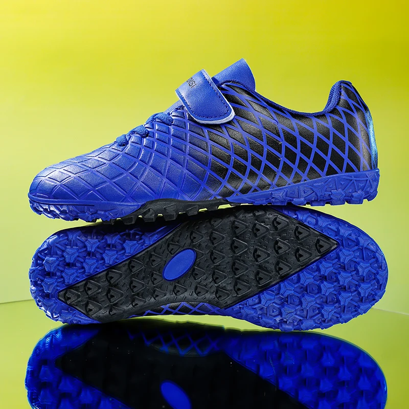 Adult Professional FG/TF Soccer Shoes Non-Slip Long Spike Football Boots Young Kids High Ankle Cleats Grass Soccer Sneakers ﻿