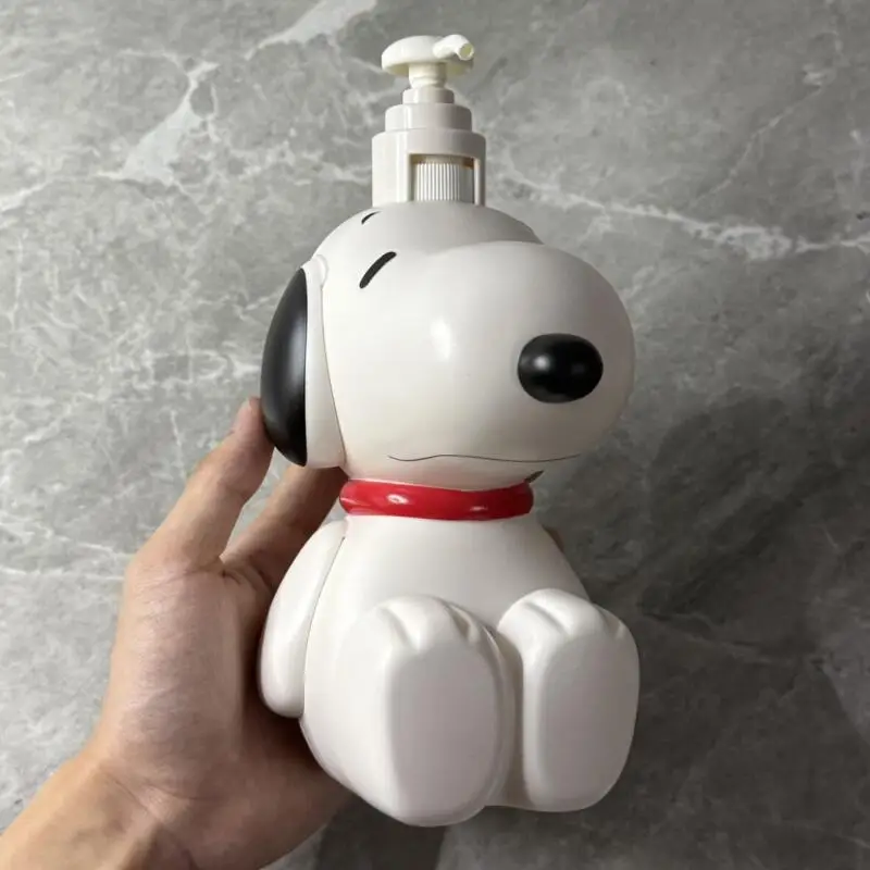 Kawaii Snoopy Dispenser Bottle Cartoon Dog Shampoo Body Wash Hand Soap Press Bottle Bathroom Decor Storage Ornament Home Gift view 5