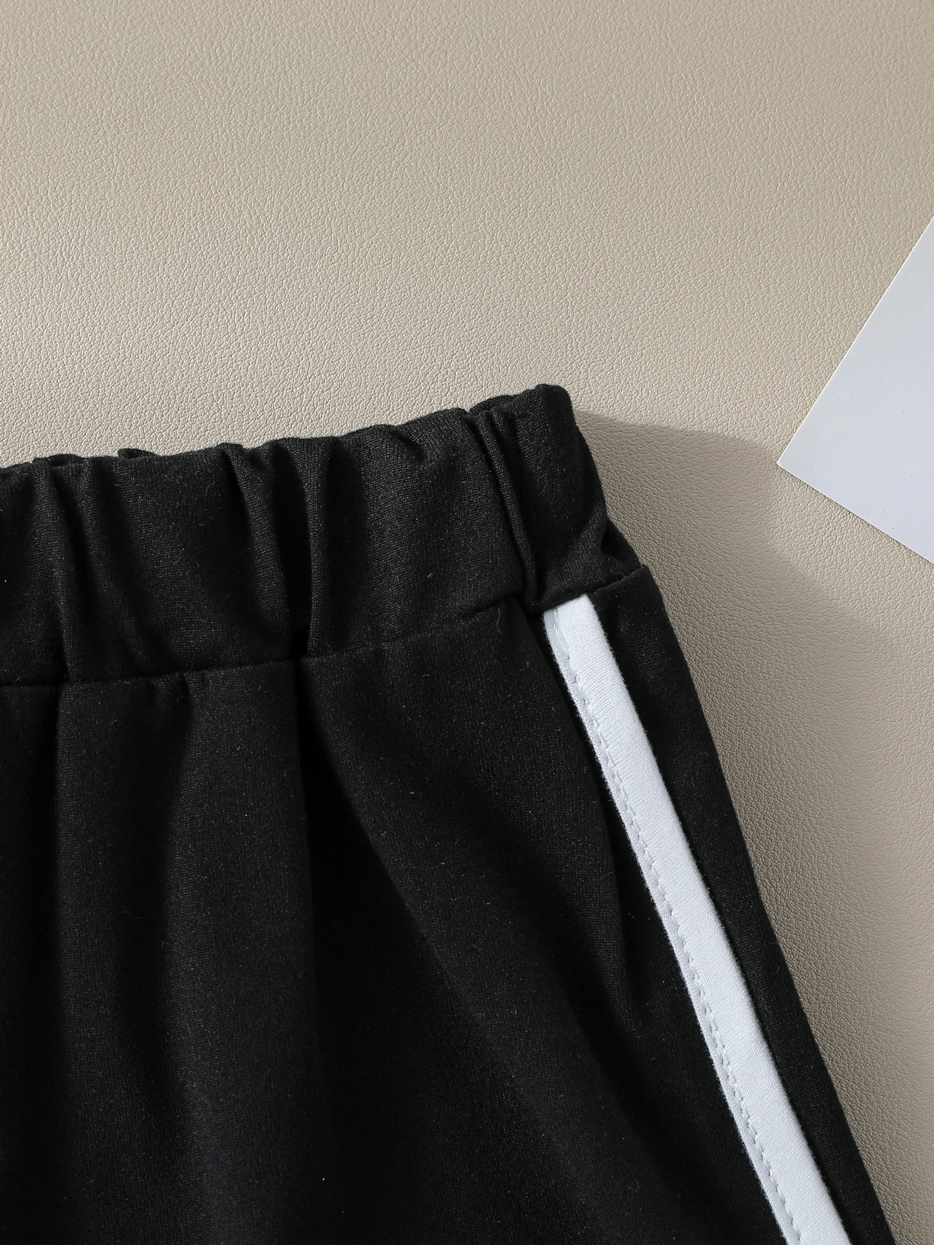 صيف 2025 جديد للأطفال إلكتروني طباعة بلون سترة دون أكمام وشورت بدلة رياضية غير رسمية قطعتين