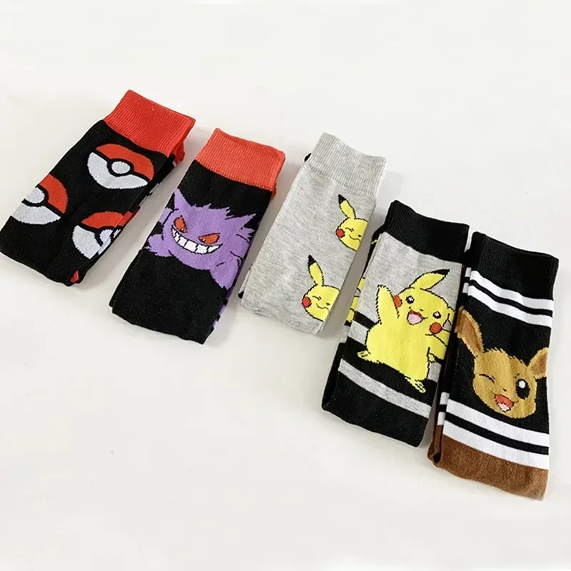 Nuovo anime Gengar Calzini Pikachu Uomo Donna Calze sportive Calore Autunno Inverno cartone animato Cosplay Calzini divertenti Regali di tendenza