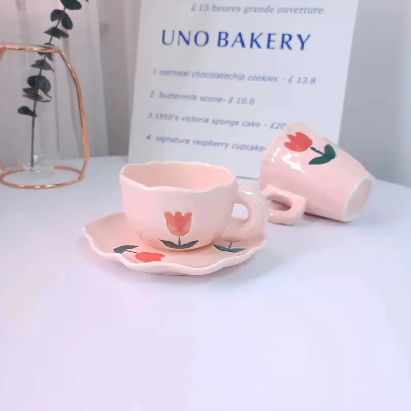 

Ins Hand Holding Cup Minority Hand-painted Tulip Pink Flowers Ceramic Cup Hand-made Vintage Creative Gift