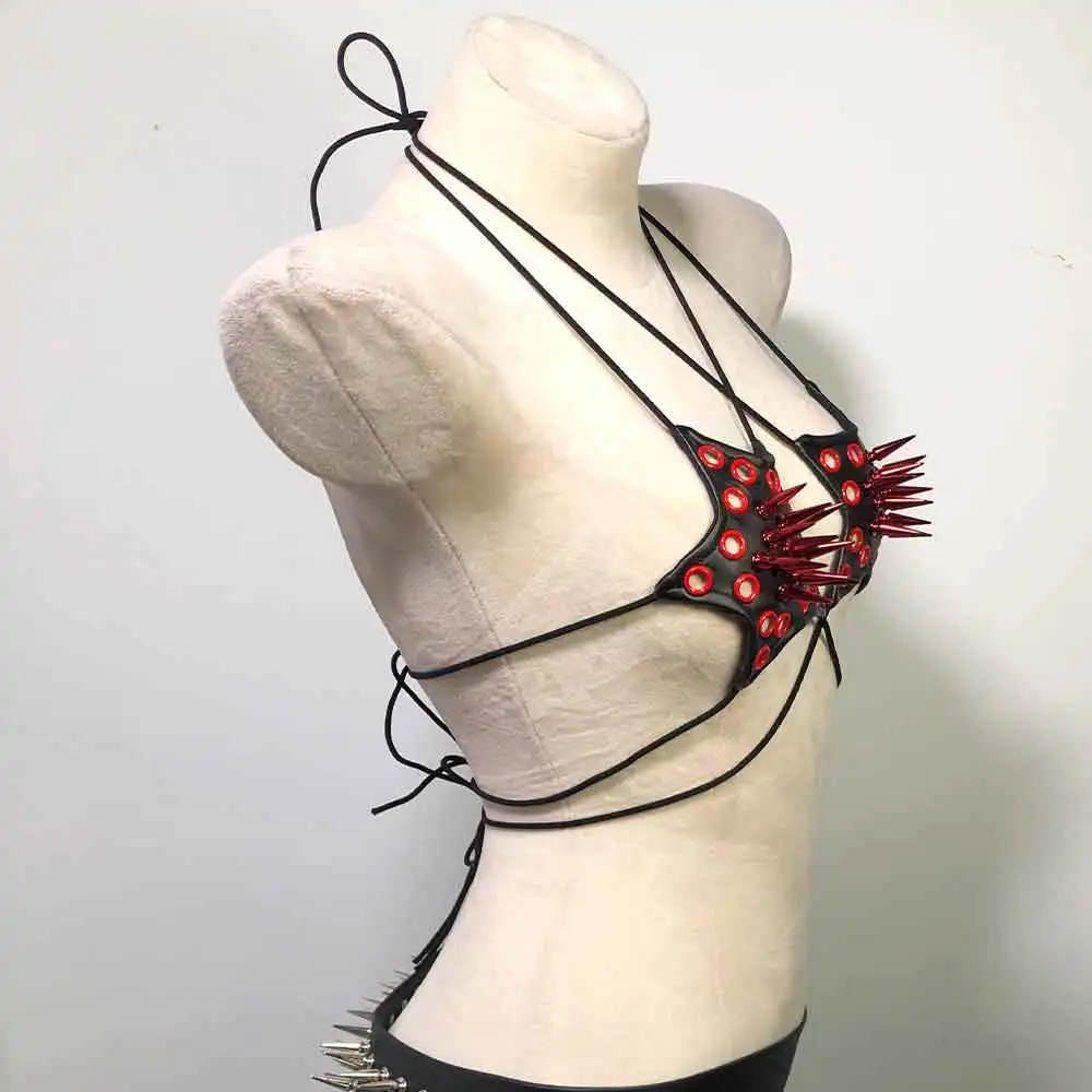 Goth Bra Tops Grunge Rave Festival Outfit Y2K T-shirt Emo Clothing Vkei Spiked Punk Rock Clothes 80s with Spikes Gothic Tank