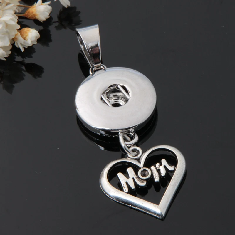 Lovely Hearts Love Mom Wings Clover Footprints snap pendant charms chain 55cm necklace fit 18mm snap buttons diy snap jewelry