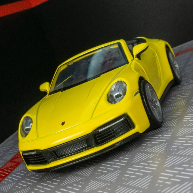 1:32 porsche 911 carrera liga fundida modelo de carro de brinquedo som e luz puxar para trás brinquedo das crianças colecionáveis presente de aniversário 1:32 porsche