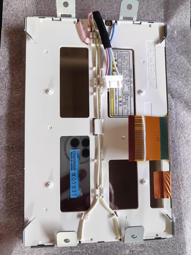 

7-inch LTA070B052F Lcd Screen Test normal before sending