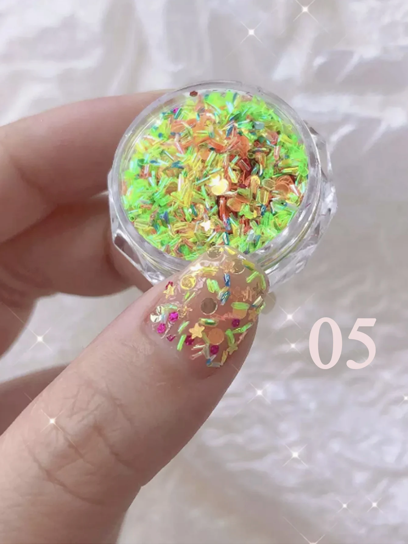1 PCS /5 PCS three-dimensional colorful nail art accessories, cute and versatile three-dimensional nail art sequin partic
