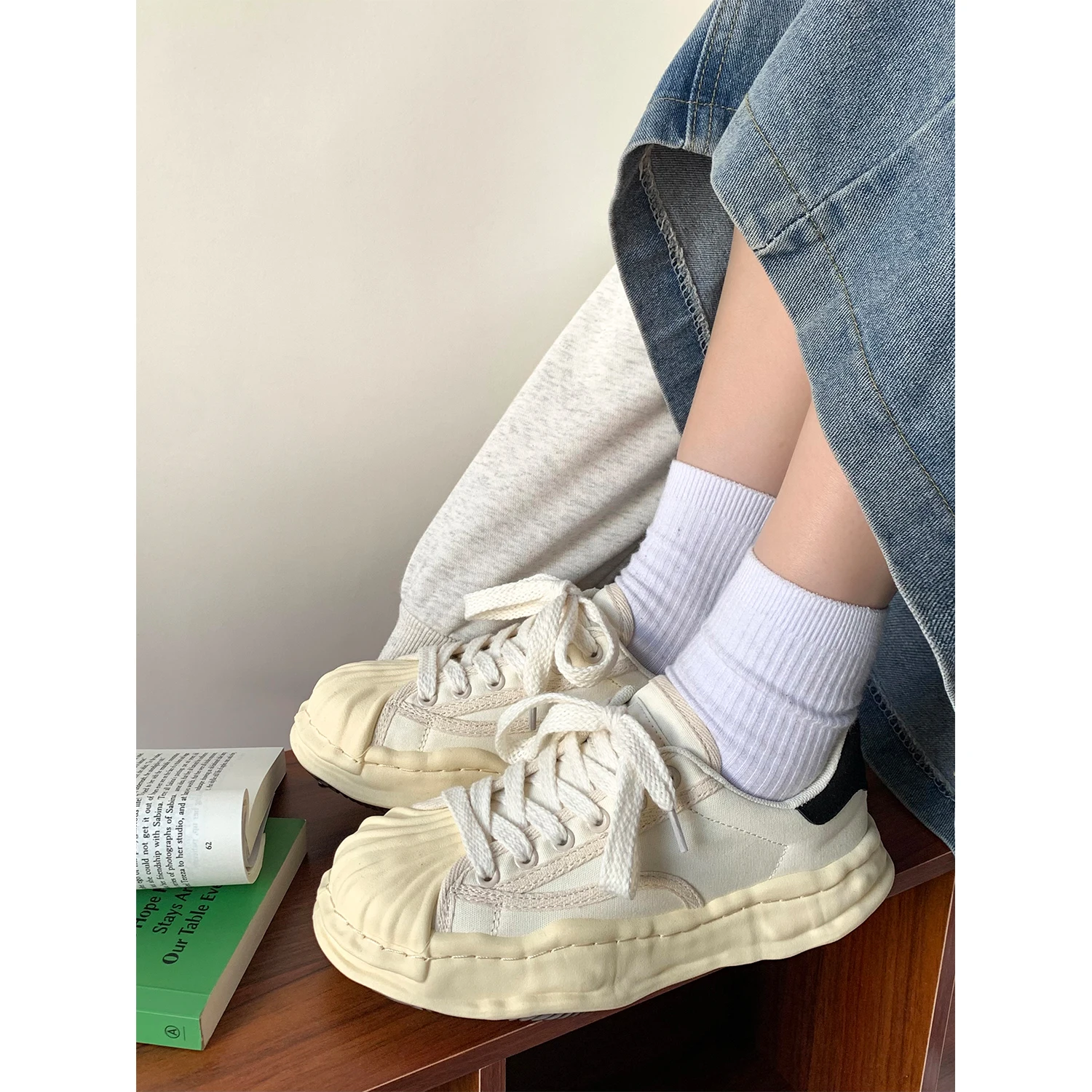 Dropshipping New Lace-Up Platform Canvas Shoes Heightening Dissolving Shoes Retro Casual Board Shoes Women\'s Sneakers