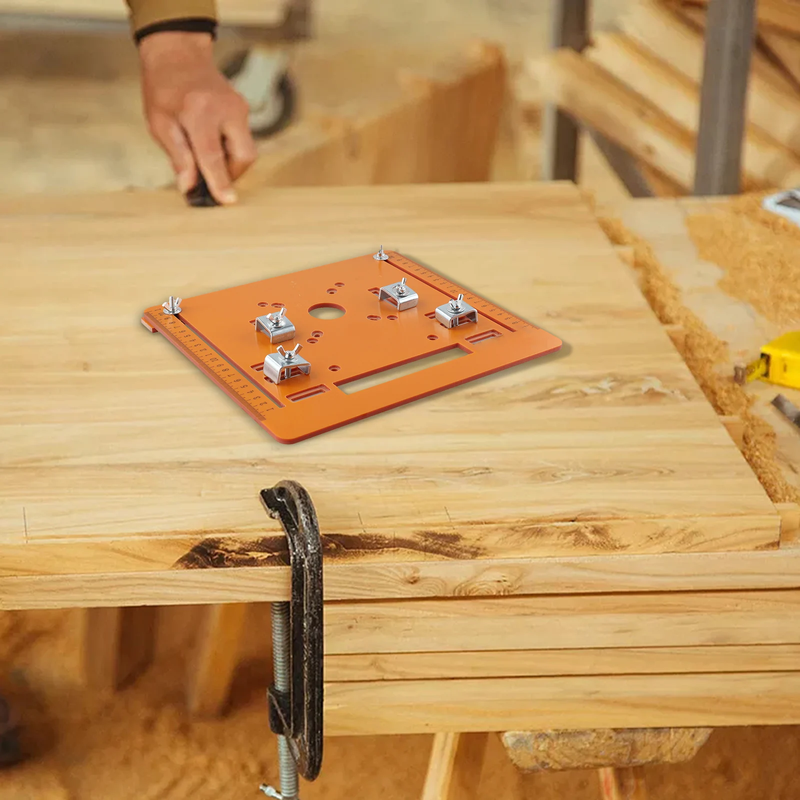 

Регулируемая направляющая Бакелитовая ручка Эргономичного дизайна Диапазон установки основания двигателя Идеально подходит Вращающаяся пластина