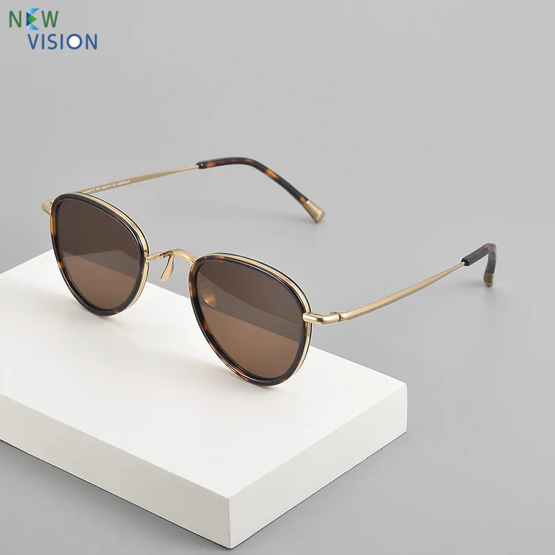 2025 جديد الكورية الرجعية الرجال البيضاوي الطيار موضة العلجوم النظارات الشمسية التيتانيوم النقي النساء في الهواء الطلق الاستقطاب UV واقية نظارات شمسية #2