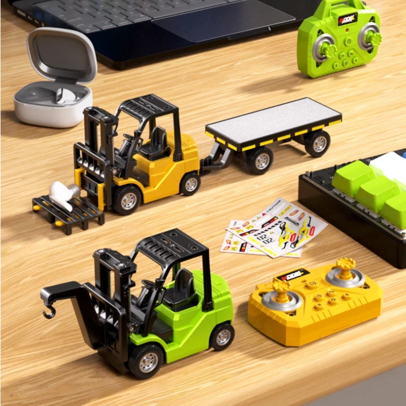 

1:64 Настольный миниатюрный имитирующий инженерный автомобиль - вилочный погрузчик из сплава с управлением через Bluetooth, модель 2-в-1, игрушка