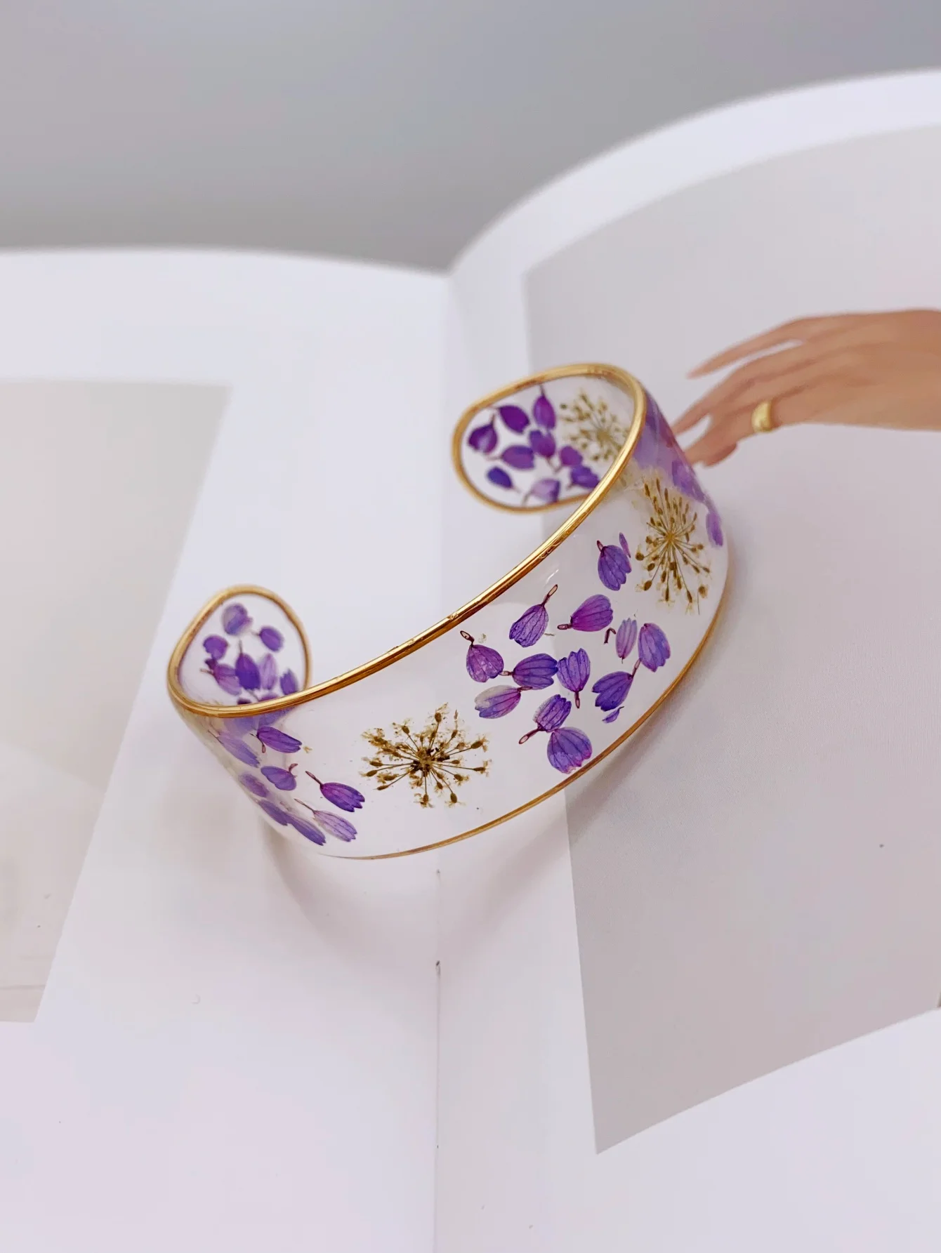 Handmade Transparent Resin Bracelet with Real Dried Flowers for Women Daily Wear bracelet for women