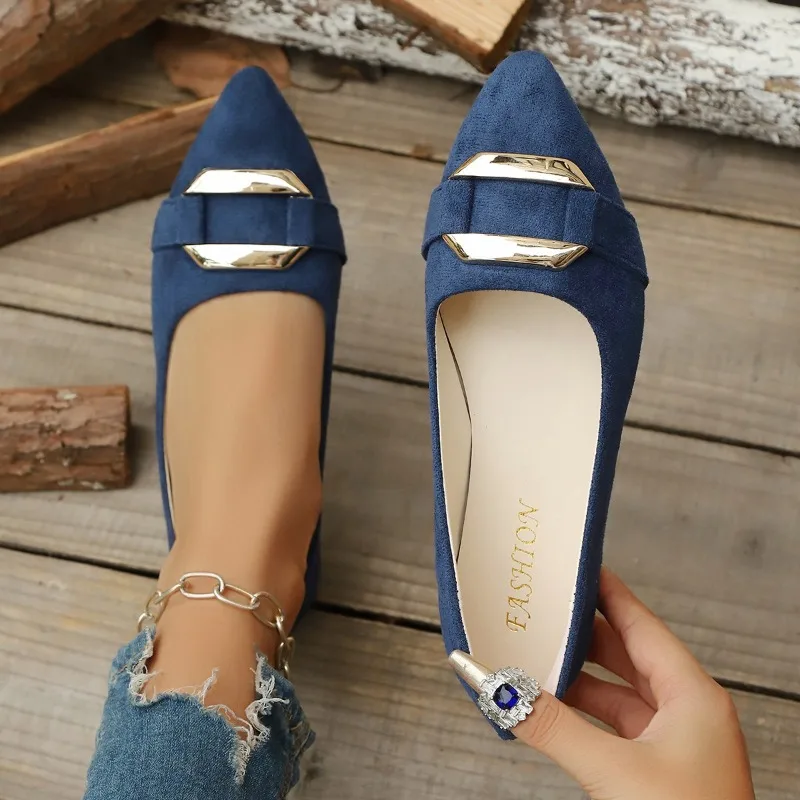 Spring and Autumn Pointed Flock Flat Heels Casual Fashionable New Comfortable Shallow Mouth Metal Decoration Women Single Shoes