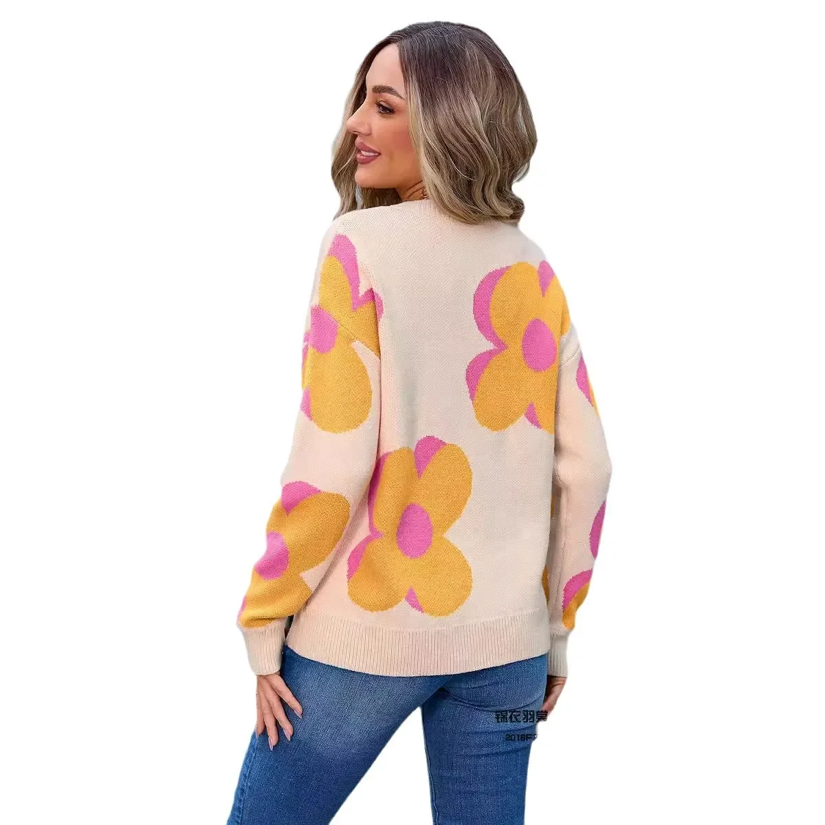 Fashion Printed Knitted Pullover Sweater, Women's New Autumn/winter Loose Spell Color Round Neck Flower Pattern Knitted Sweater image 4