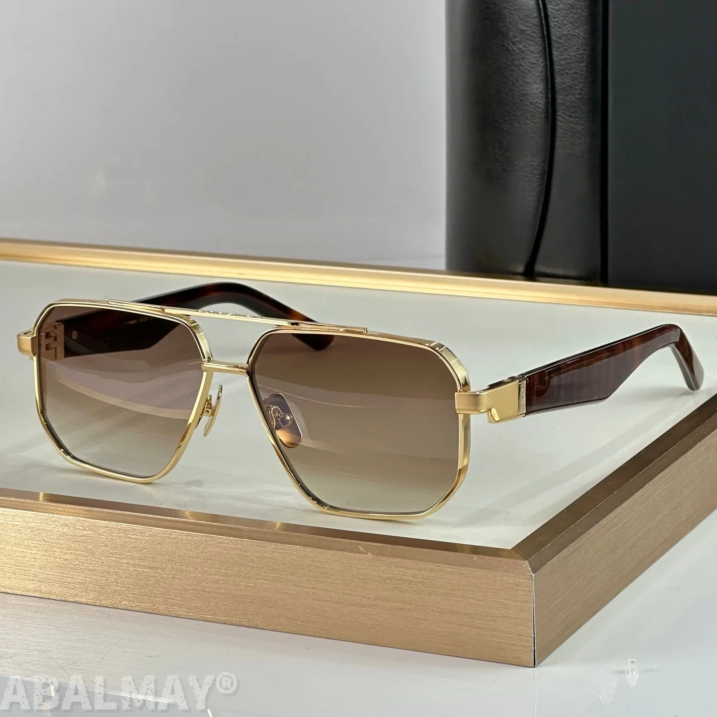 

MAY RANDE Top Quality Mens Sunglasses for Women Fashion Trend Luxury Acetate Titanium UV400 Designer Sunglasses Frame