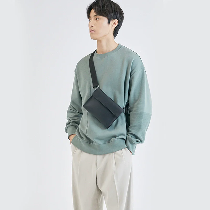 

New Solid Color Leather Mini Handbags Men's Shoulder Crossbody Bag Small Bag Korean Style Postman Satchels Luxury Design Bags