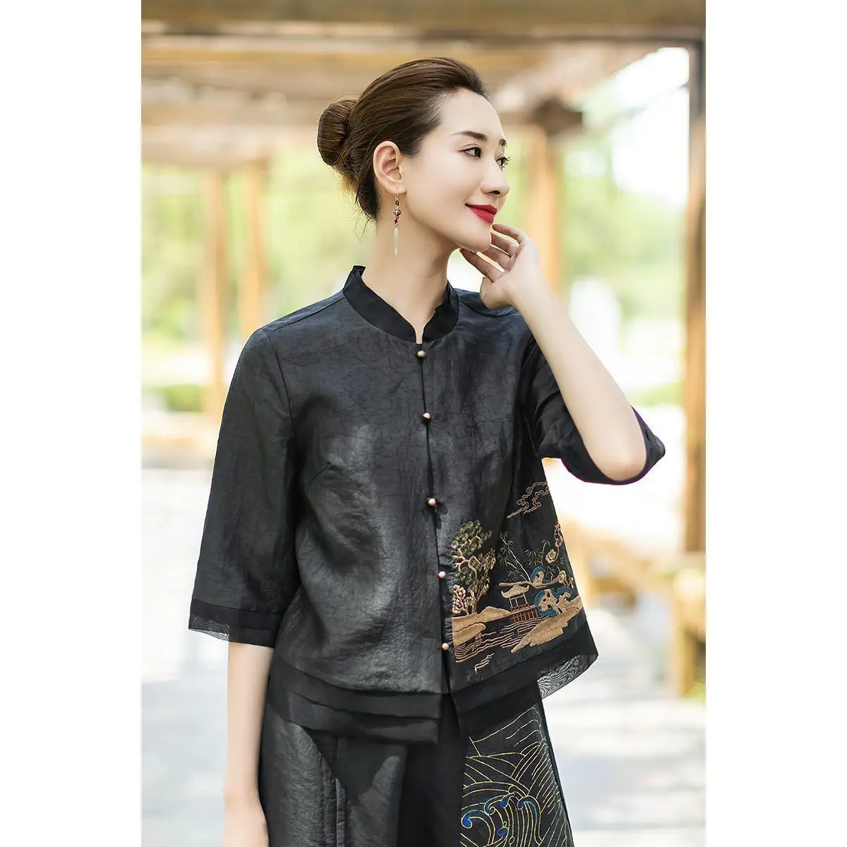 2024 new chinese style jacket button Breathable black shirt women graceful half sleeves blouse fashion tangsuits top