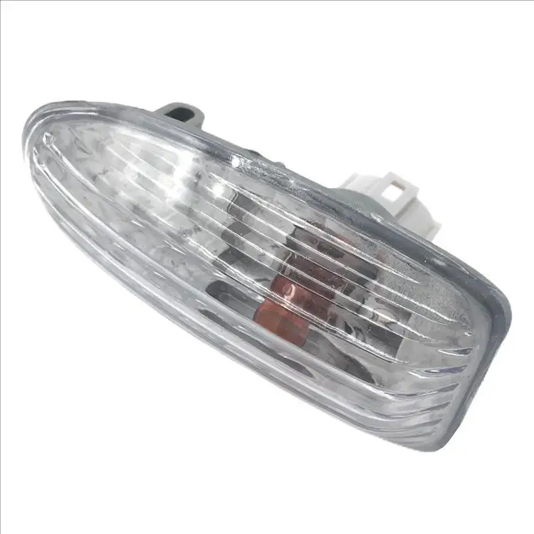 

Совместим с Chery A5, Tiggo 3, Fulwin 2, 3 E5, Ritch G3, X1, M1: Боковой габаритный фонарь на крыло (сигнал поворота)