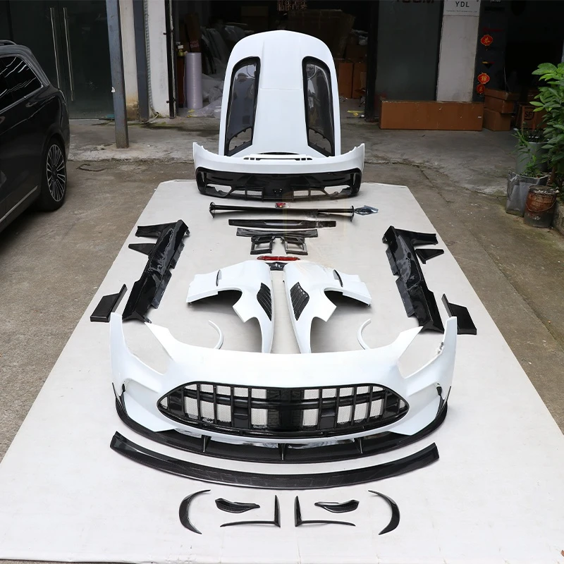 High Quality Fiberglass Carbon Fiber Facelift Body Kit Fit for Black Series Front Bumper Rear Wing Exterior Tuning Modification