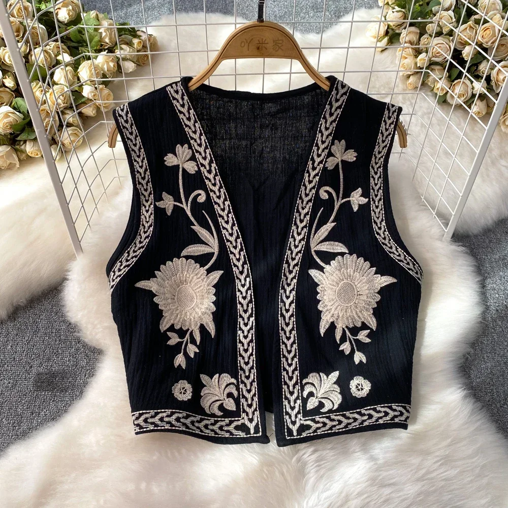 Crop Tops Womens Embroidery Floral Female Summer Almighty Tank Top Retro Style Vintage Vest Women V-neck Camisole Dropshipping