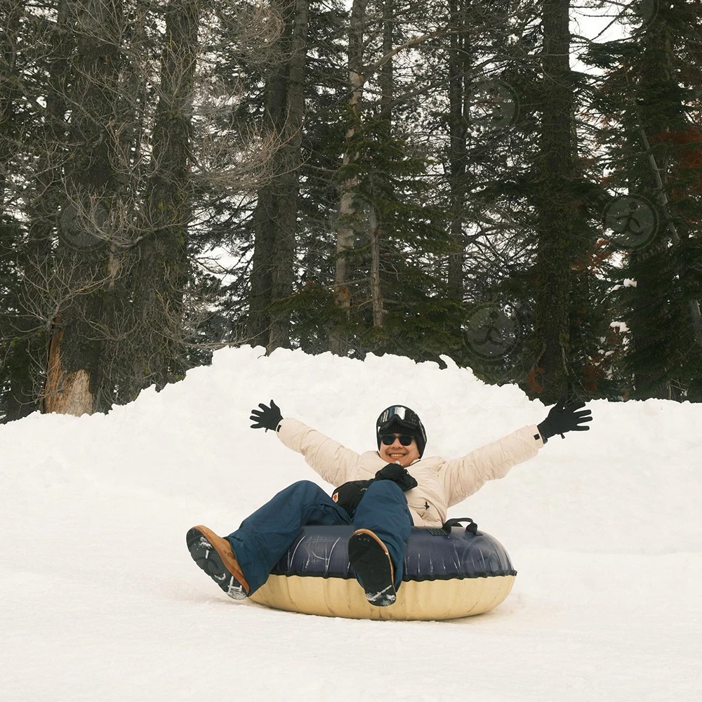 Slitta a tubo per slitta da sci da neve doppia commerciale gonfiabile in gomma personalizzata in fabbrica per lo sport invernali