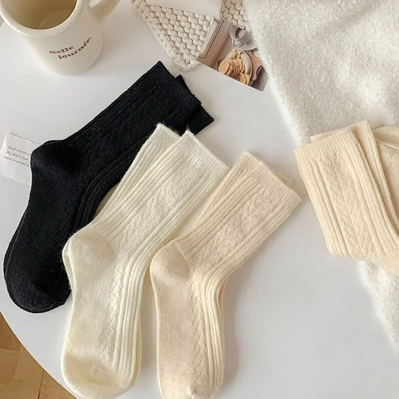 Meias longas térmicas monocromáticas para mulheres, lã de caxemira grossa e quente, moda japonesa, Harajuku Sox, novo, inverno