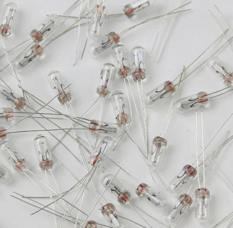 100 مناسبة لجي إم سي شيفروليه هوندا تويوتا راديو المناخ التبديل زر ضوء لمبة 5 مللي متر شفافة 3V6V9V12V24V Maimi ضوء لمبة