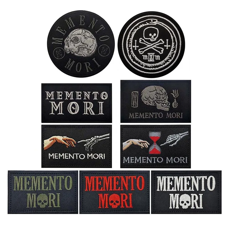 Memento Mori, Stoff-Moralabzeichen, Aufnäher mit Totenkopfhänden, Stickerei mit Klettverschluss, militärisches taktisches Emblem