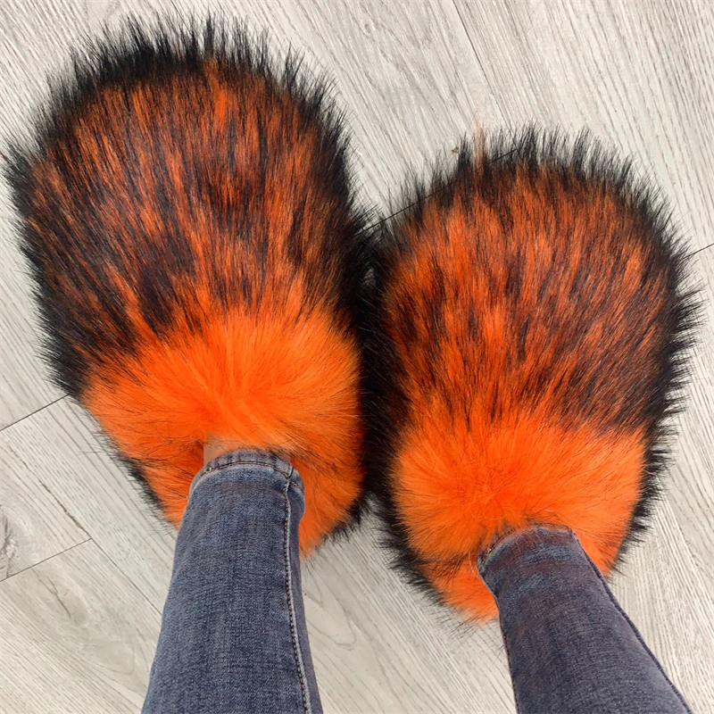 Luxury Fur Slippers Women Open Toe Raccoon Fur Slides Woman Shoes Women Flat Half Slippers Woo Spikes