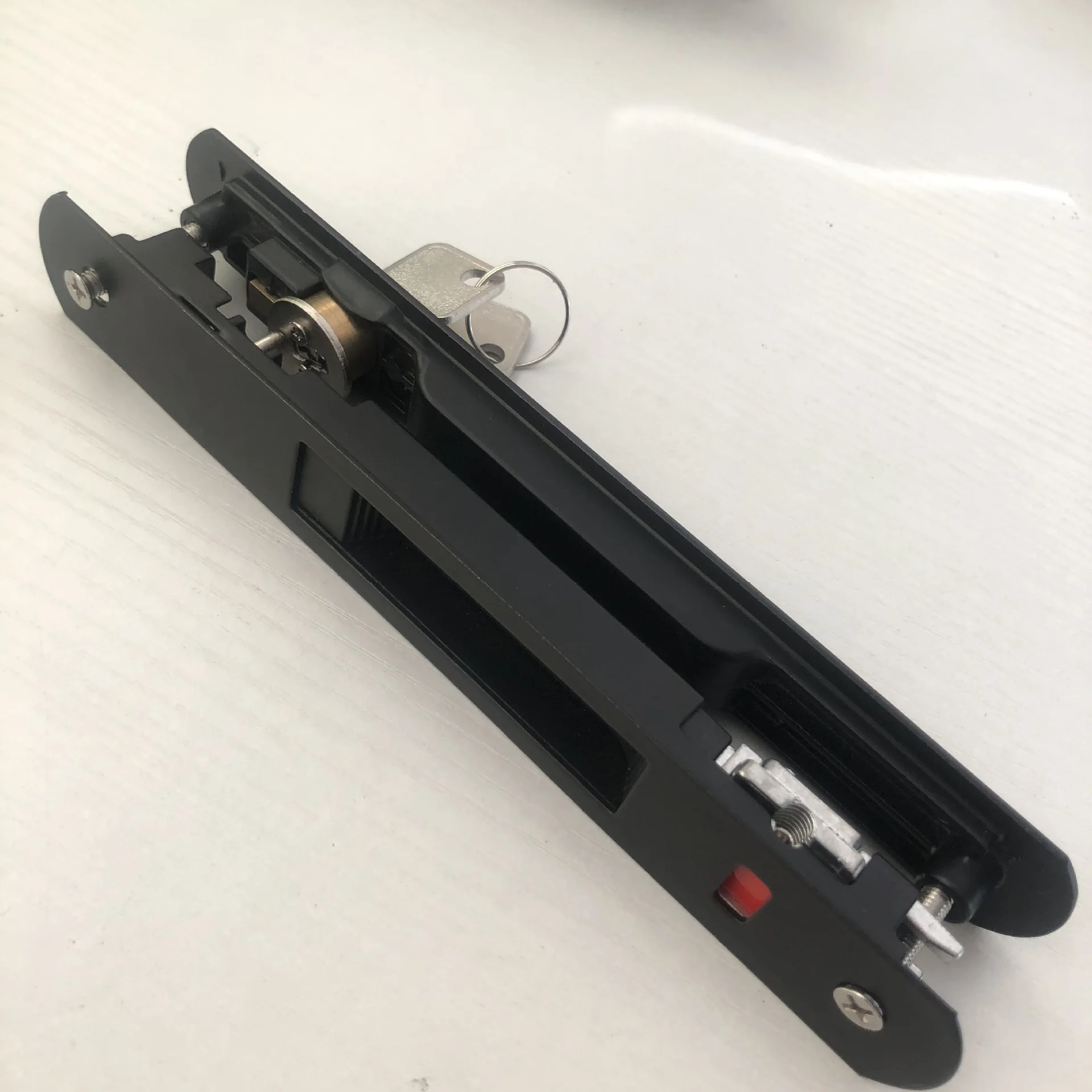 Black Sliding Door Lock 2 Brass Keys for Room Bathroom Accessories Funiture Latch Rarelock MMS226 G