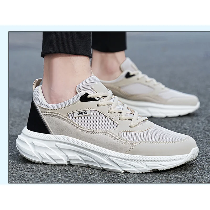 Weiße Herren-Sneaker 2025, Neuankömmling, modische Freizeitschuhe, langlebig, rutschfest, dicke Sohlen, Aufzug, bequem, atmungsaktiv, Eas