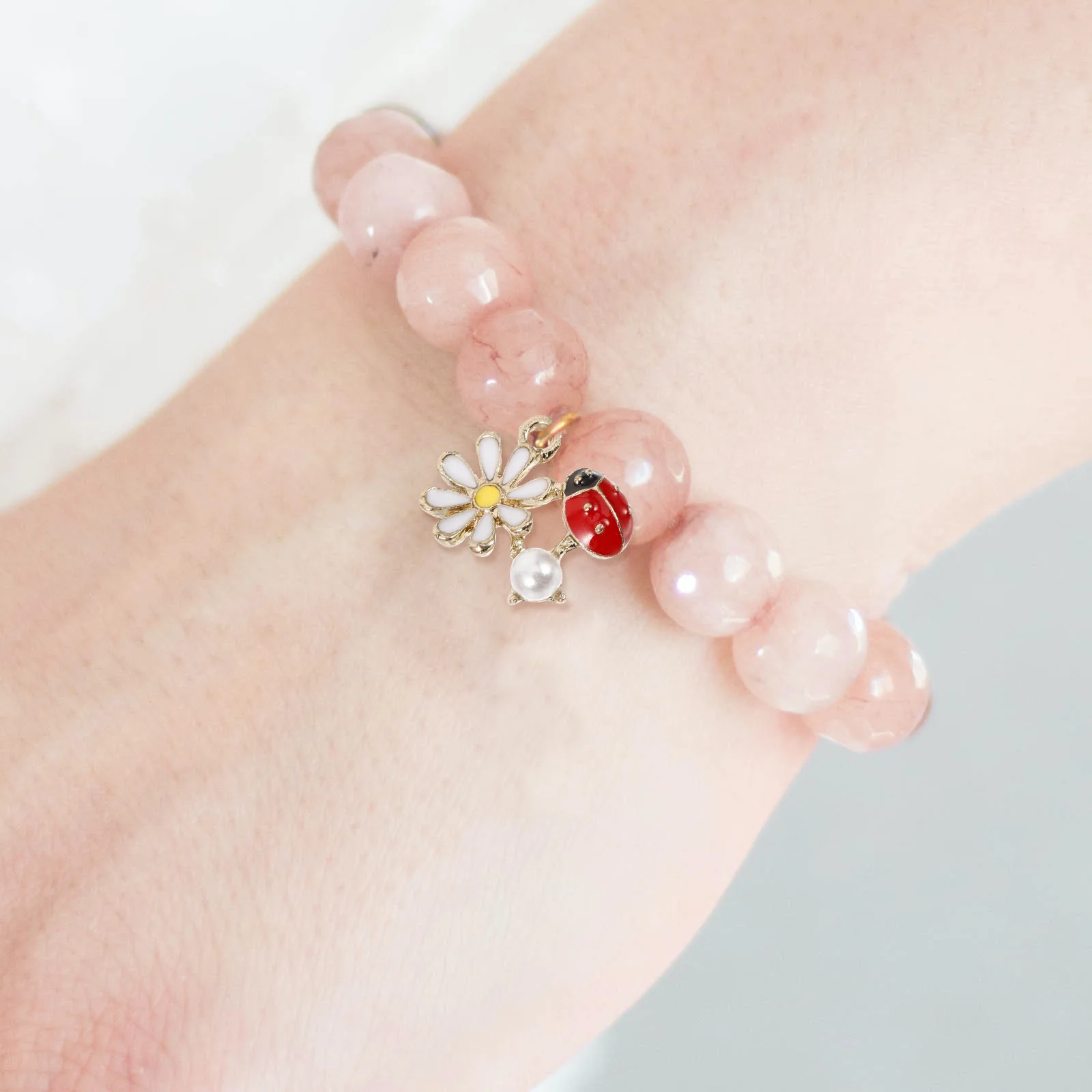 

5 шт. подвески в форме божьей коровки в форме ромашки, очаровательные украшения ручной работы, идеально подходят для ожерелья, браслета, аксессуары «сделай сам», подвесные декоры