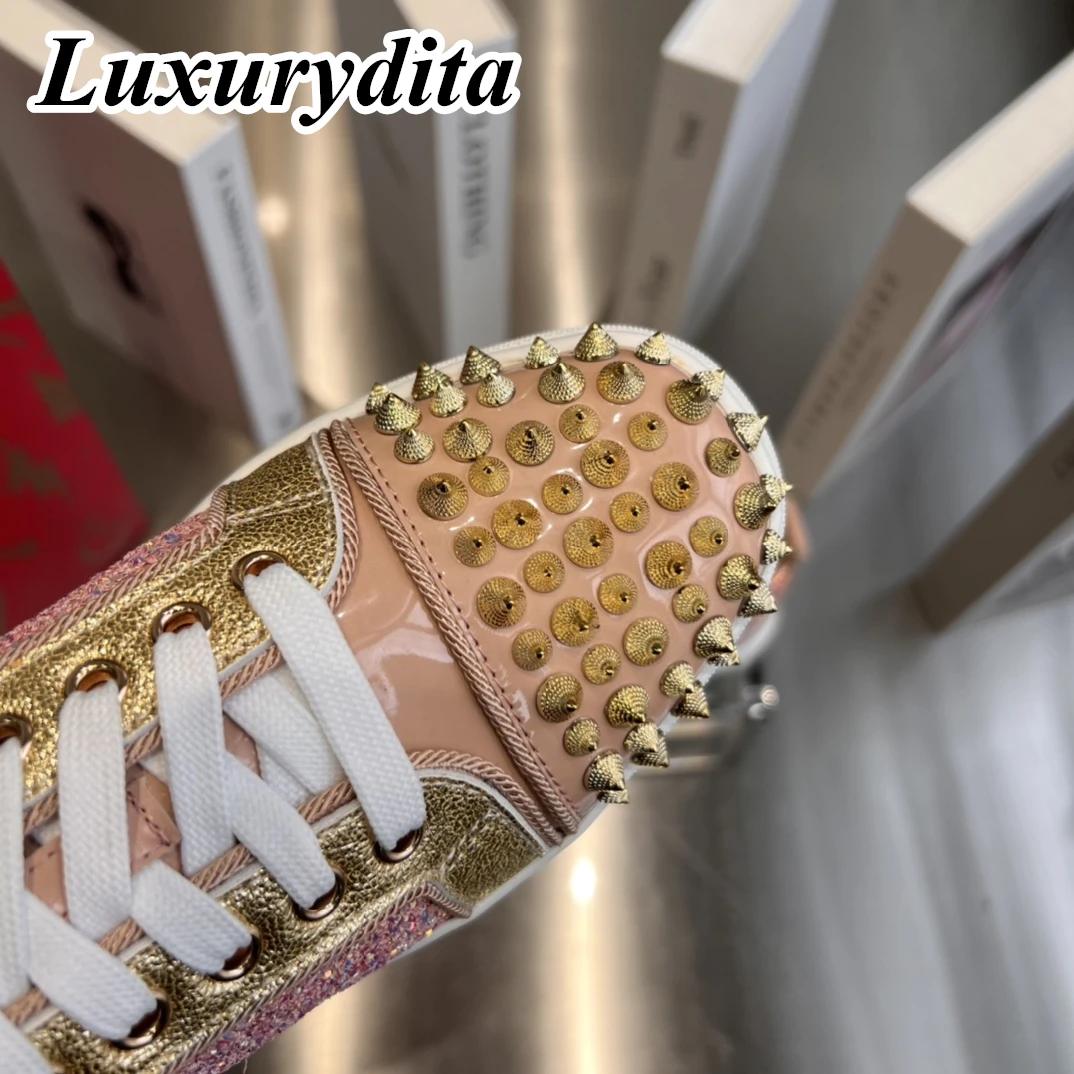 Top Quality Womens Trendy Casual Sneakers Luxury Mens Real Leather Tennis Shoes Designr Red Sole Tide Lovers Rivet Shoes HJ0251