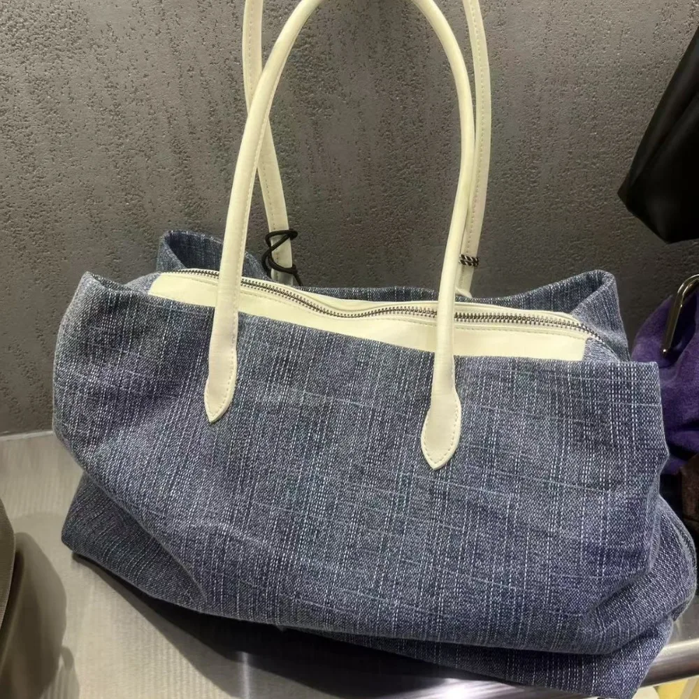 

Women's New Fashionable Retro Shoulder Messenger Commuter Basic High-end Sense Large-capacity Versatile Handbag Unique Texture