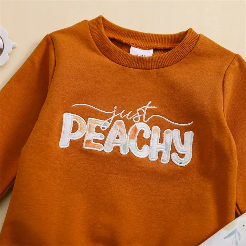 Осенняя одежда для маленьких девочек: толстовка с длинными рукавами с буквенным принтом и эластичные брюки-клеш с персиковым принтом, комплект одежды из 2 предметов