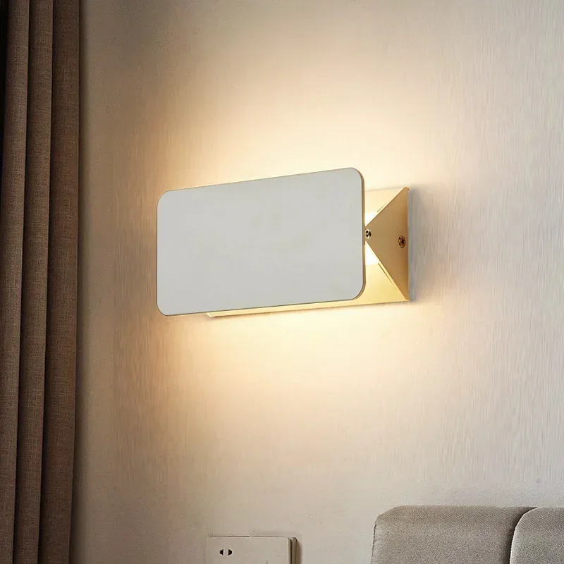 LED Simple Modern Wall Lamp Creative Swing Sconce Lamp Hotel Engineering Staircase Decorative Aisle Bedroom Bedside Lamp