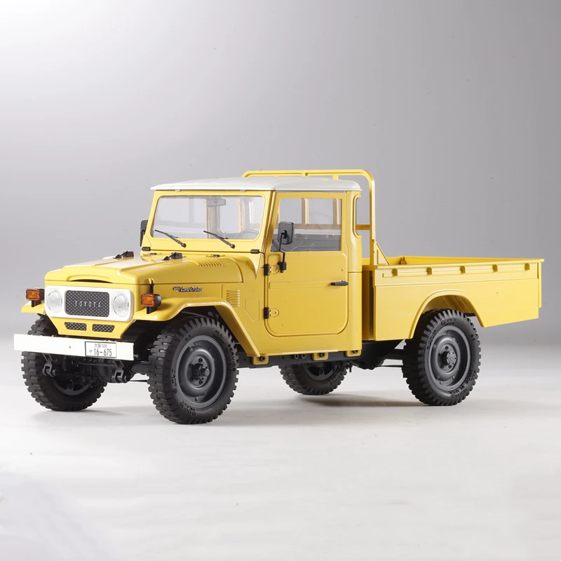 FMS RC Car 1/12 FJ45 Toyata Pickup Truck RTR 2.4G 4WD Raido