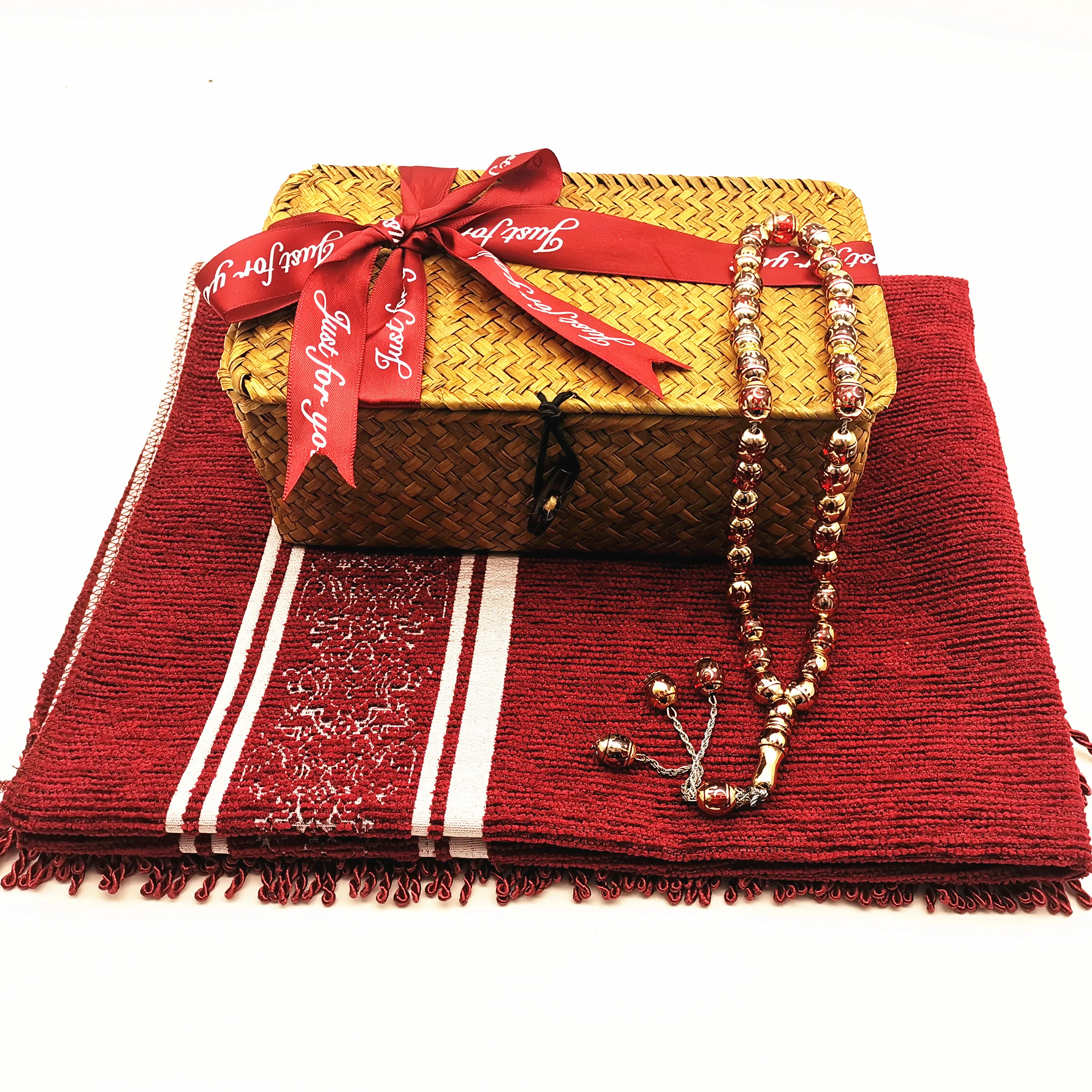 

Muslim Prayer Mat Gift Set Islamic Hajji Romadan Present For Men and Women Janamaz Sajaddah