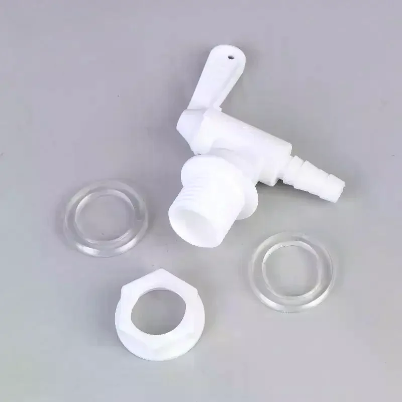 1/2/4Pcs Fermenter Tap Faucet White Plastic Spigot Bucket Bottling Spigot Replacement Homebrew Beer Making Bar Tool