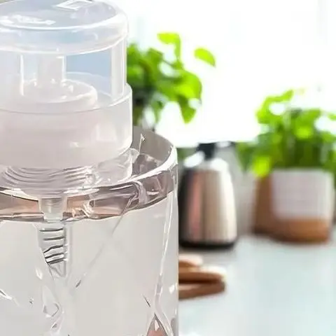 Refillable Lockable Empty Pump Dispenser Nail Manicure Cleaner Makeup Remover Container Press Bottle For Personal Use