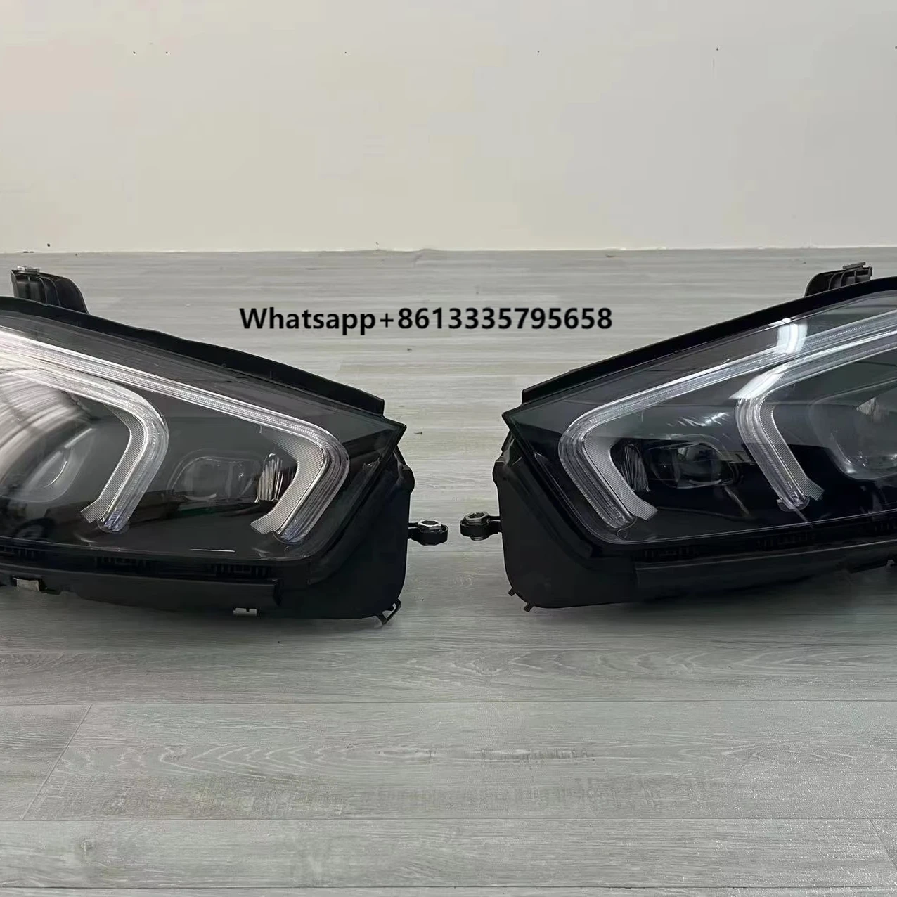 

Wholesale Geometric Multi-Beam H4 H7 H11 Halogen Xenon LED Car Headlight Assembly 6000k Color Temperature for 2020-2023 GLE 167