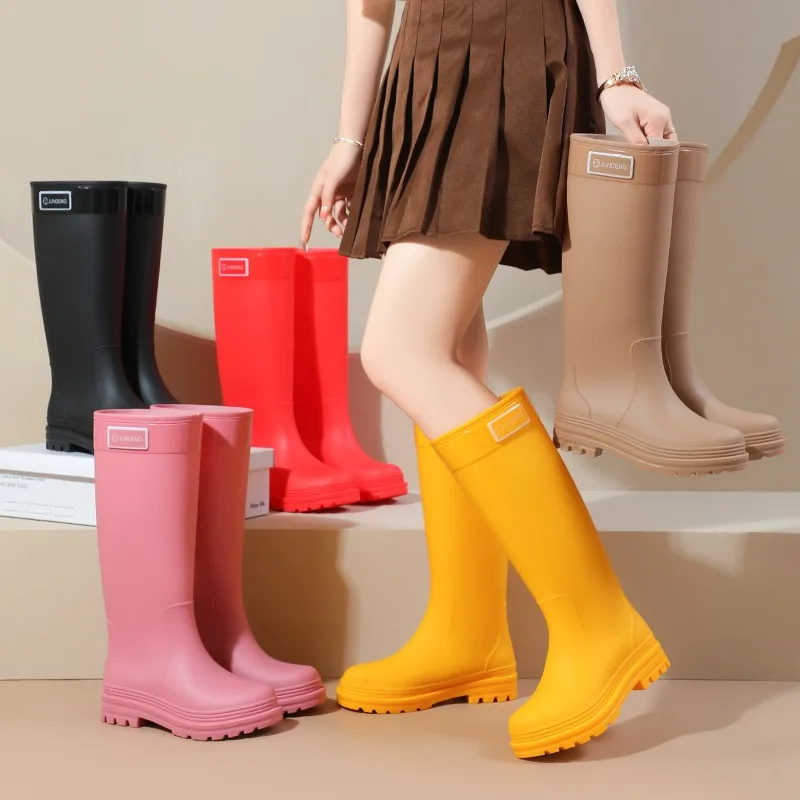 Damen-Gummistiefel aus PVC, modisch, dickbesohlt, mittelhoher Absatz, kniehohe Regenstiefel, wasserdichte, rutschfeste Kunststoff-Gummistiefel, Camping-Gummischuhe