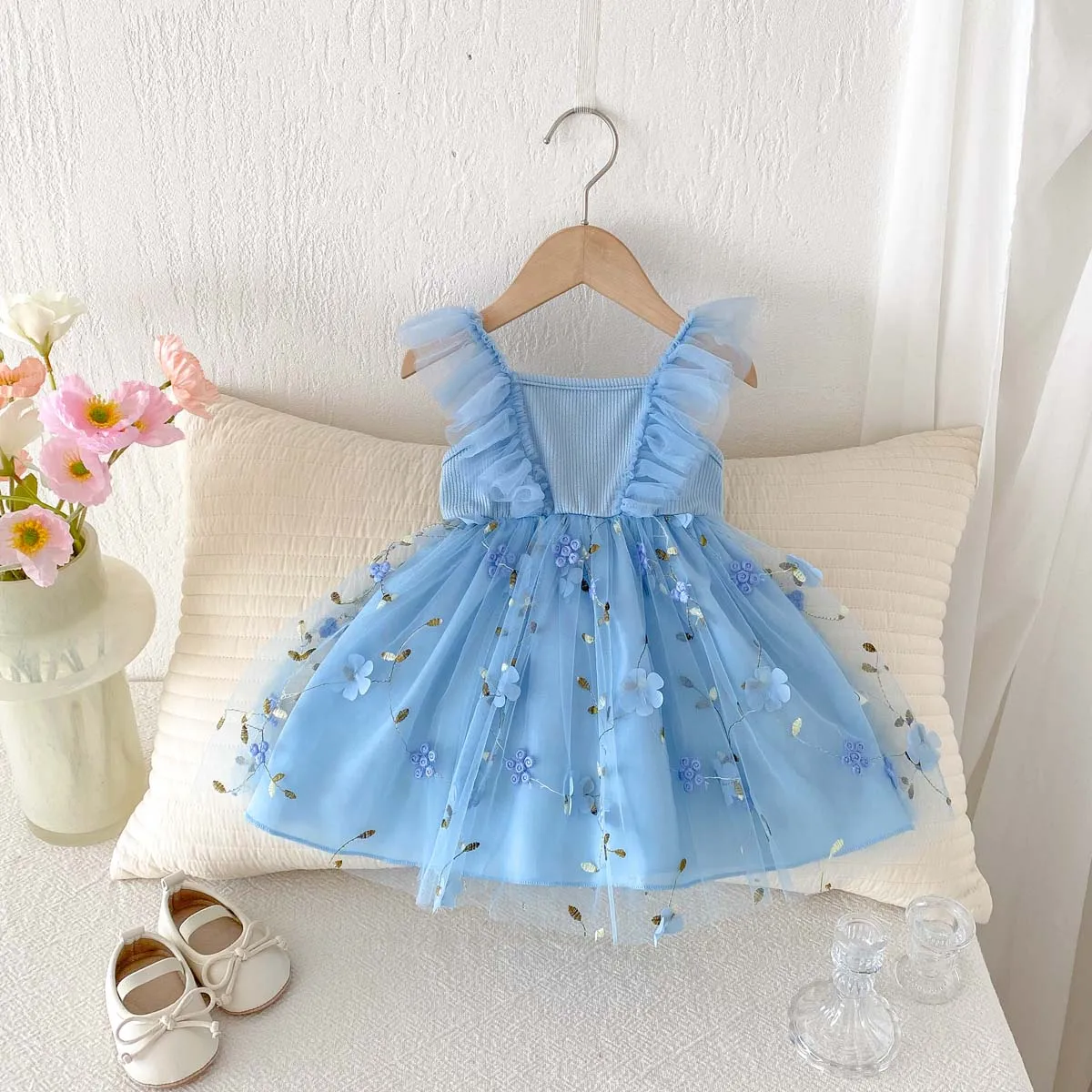 Vestido de verano con mangas florales de malla para niñas, vestido sin mangas a la moda para niñas, muy adecuado para salir de usar