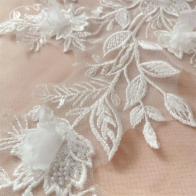 Weiße 3D-Applikationen mit Perlen, Spiegelblumen, Blumenblätter, Stickerei für Hochzeitskleider, Kopfschmuck, DIY-Nähzubehör, Patch. – Detail 5
