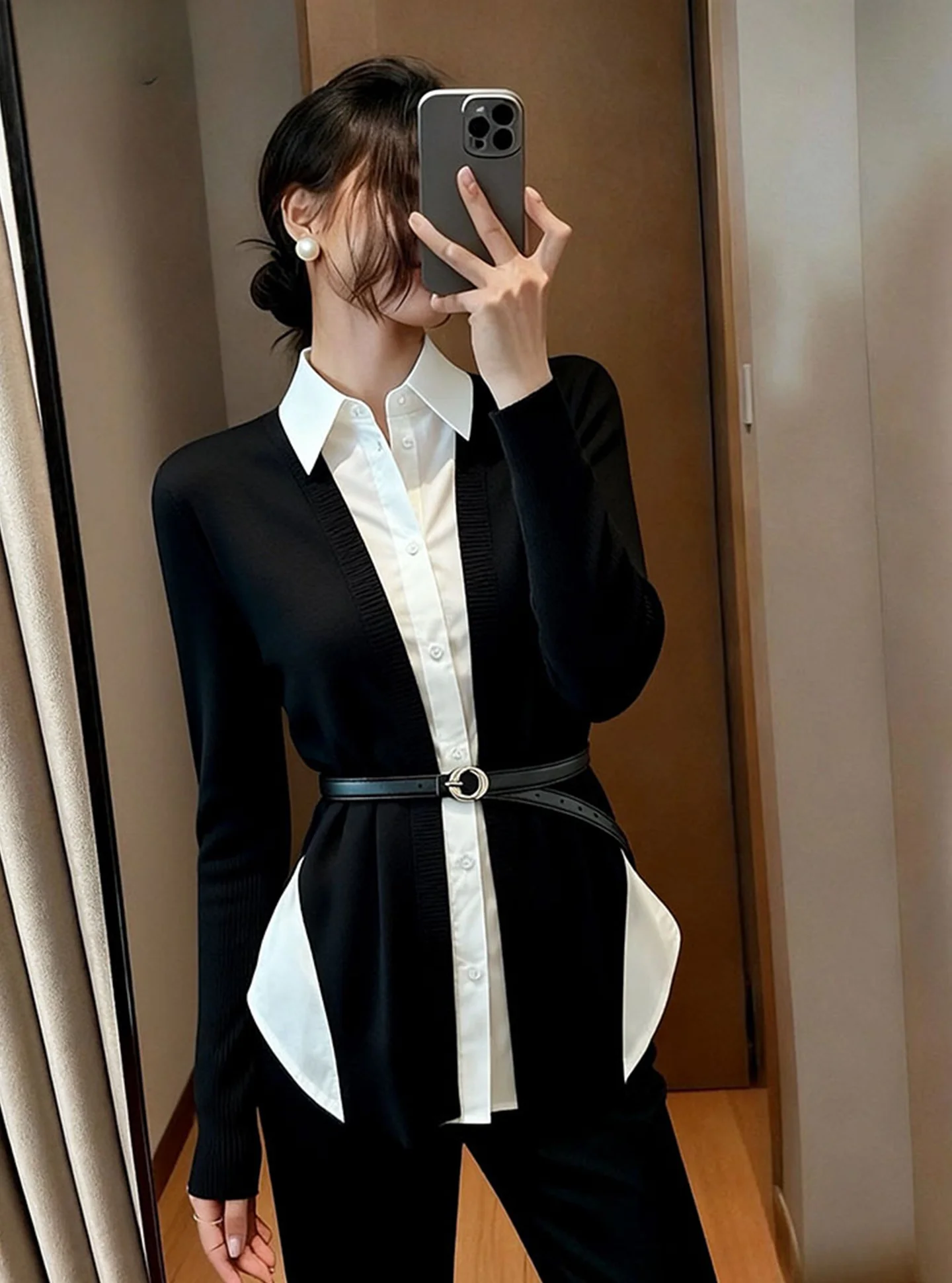 

Korean Sle Unique Beautiful Texture Early Spring Knitted Sweater Bla Maturi Light Fake Two-Piece Knitwear for Women