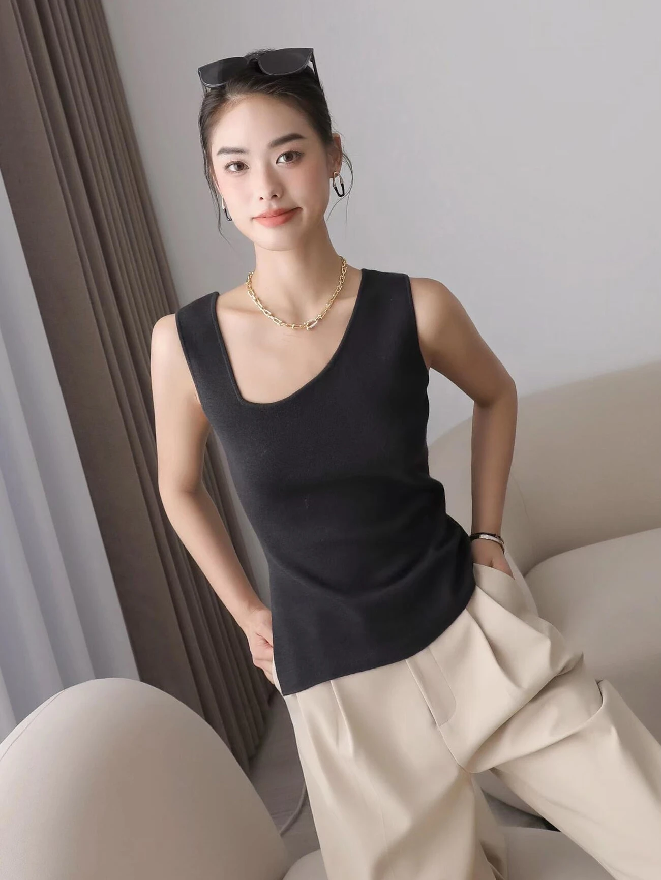 

3HLADY Casual Color Asymmetrical Neline Side Slit Knitted Wool Vest Women's Pure Color Commute Sle Autumn Season Regular ...