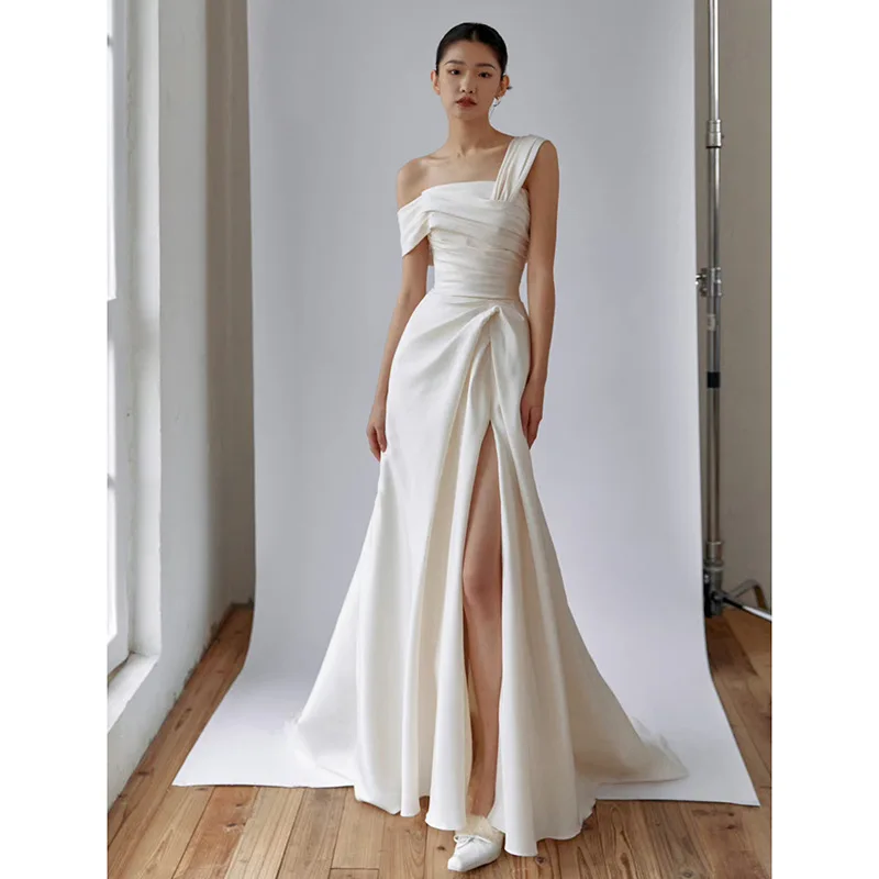 

Satin One Shoulder Wedding Dress 2026 New Style Bridal Minimalist Welcome Light Yarn Long Split Look Slim Light Wedding Dress